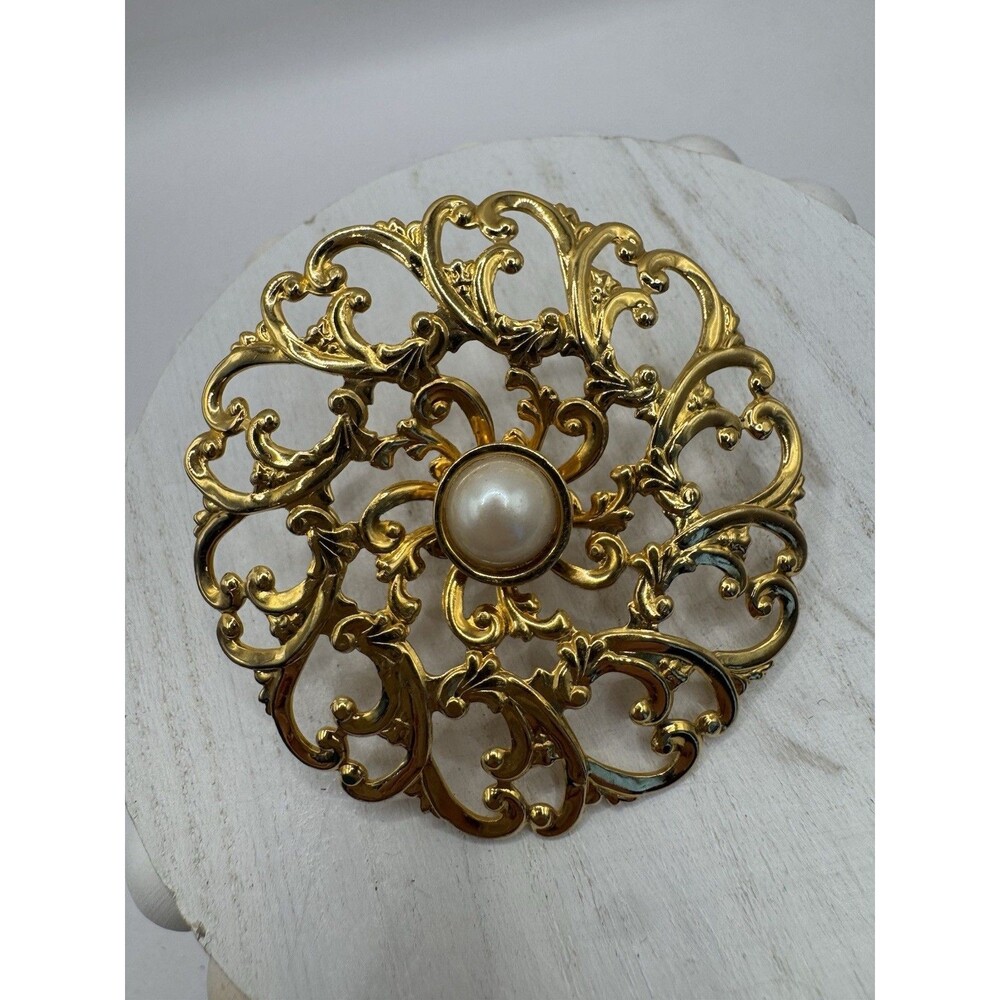 Vintage Avon Large Goldtone Faux Pearl Ornate Scroll Openwork Round Pin Classy